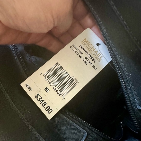 🔥BUNDLE of 4 pieces Authentic Michael Kors Center Stripe - A STEAL OF A DEAL 🔥 - Picture 11 of 16